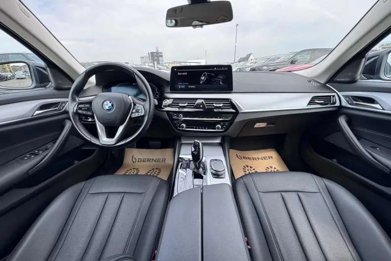 BMW 530e (Seria 5) din 2022 cu 128.676 km - oferta BMW209461 - foto 18