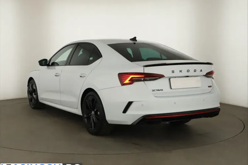 Skoda Octavia din 2025 cu 29.824 km - oferta SKO209462 - foto 6