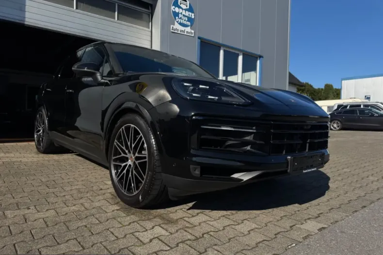 Porsche Cayenne din 2025 cu 9.900 km - oferta POR209464 - foto 3