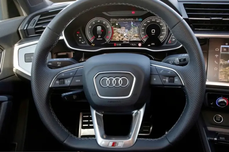 Audi Q3 din 2025 cu 12.050 km - oferta AUD209465 - foto 9
