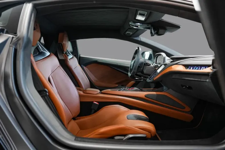 Lamborghini Revuelto din 2025 cu 3.290 km - oferta LAM209496 - foto 28