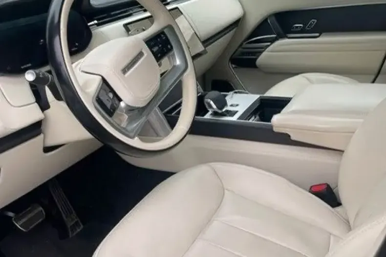 Land Rover Range Rover din 2024 cu 55.000 km - oferta LAN209498 - foto 13