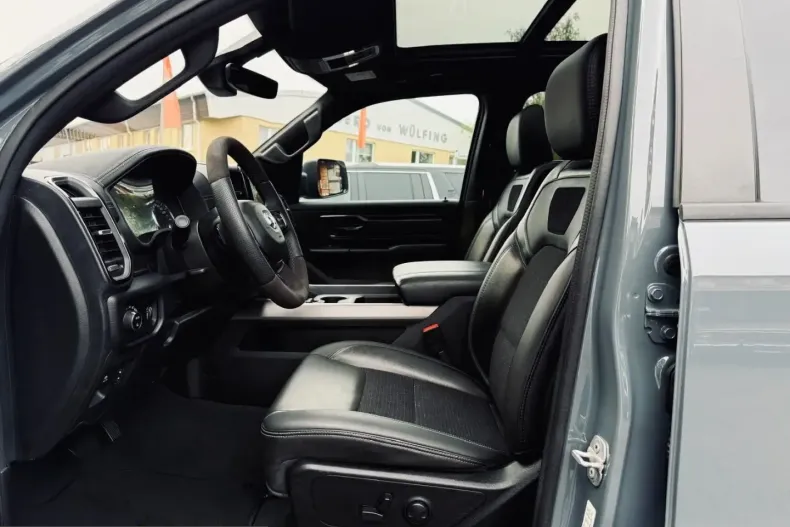 Dodge RAM din 2023 cu 27.900 km - oferta DOD209499 - foto 34