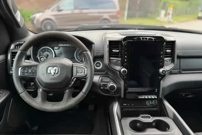Dodge RAM din 2023 cu 27.900 km - oferta DOD209499 - foto 50