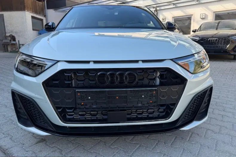 Audi A1 din 2025 cu 7.878 km - oferta AUD209501 - foto 5