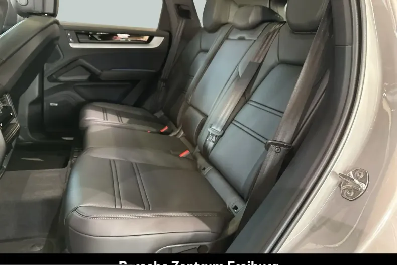 Porsche Cayenne din 2025 cu 19.900 km - oferta POR209502 - foto 11