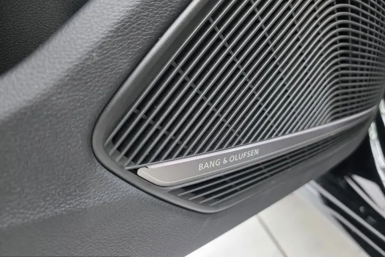 Audi A4 din 2024 cu 12.001 km - oferta AUD209504 - foto 40