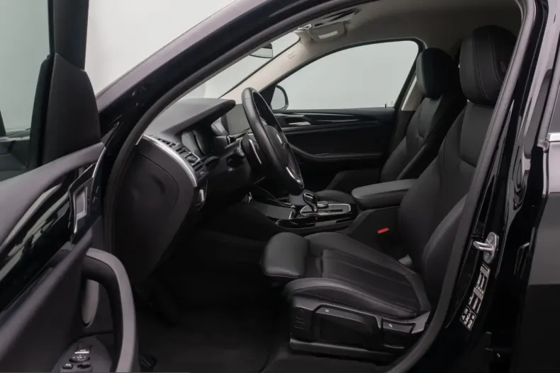 BMW X4 (Seria X) din 2022 cu 25.593 km - oferta BMW209509 - foto 19