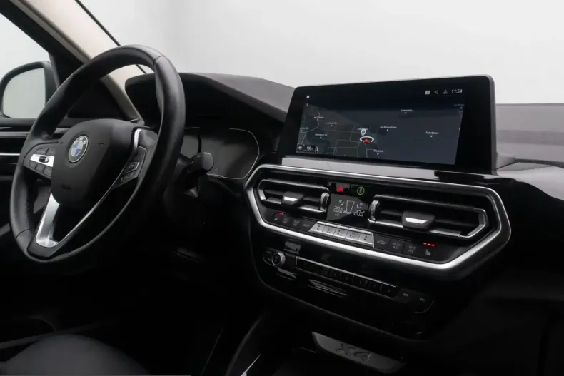 BMW X4 (Seria X) din 2022 cu 25.593 km - oferta BMW209509 - foto 37