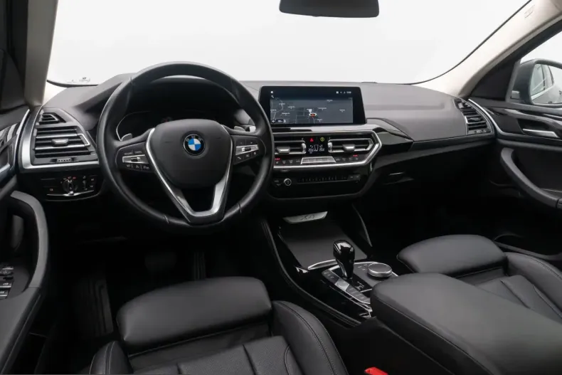 BMW X4 (Seria X) din 2022 cu 25.593 km - oferta BMW209509 - foto 38