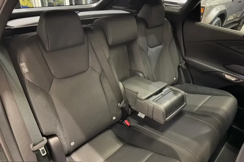Lexus RX 500 din 2025 cu 20 km - oferta LEX209516 - foto 25