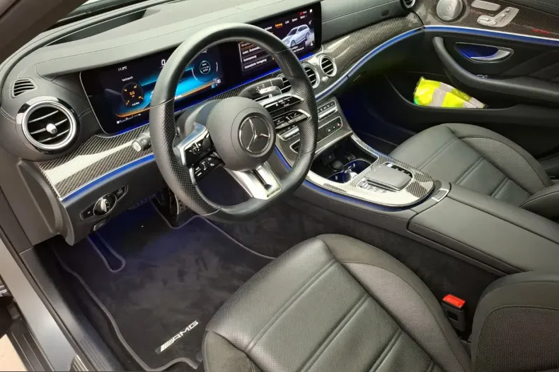 Mercedes-Benz E 53 AMG (Clasa E) din 2021 cu 29.621 km - oferta MER209517 - foto 8
