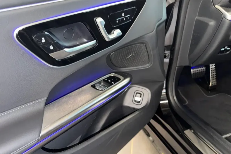 Mercedes-Benz CLE 200 (Clasa CLE) din 2025 cu 8.111 km - oferta MER209519 - foto 13