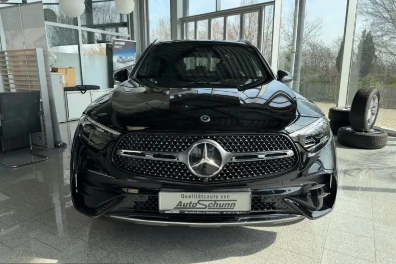 Mercedes-Benz GLC 200 (Clasa GLC) din 2024 cu 6.900 km - oferta MER209525 - foto 1