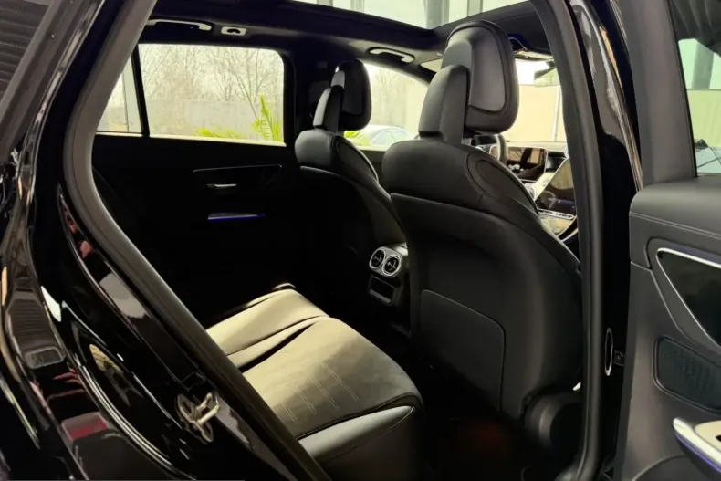Mercedes-Benz GLC 200 (Clasa GLC) din 2024 cu 6.900 km - oferta MER209525 - foto 15