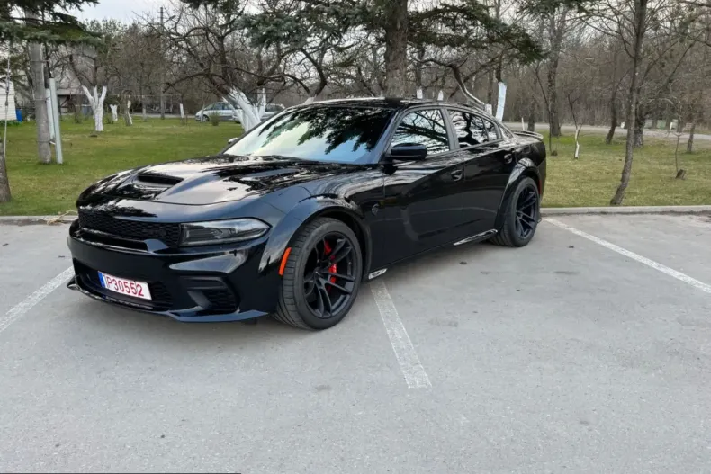 Dodge Charger din 2022 cu 9.700 km - oferta DOD209526 - foto 1