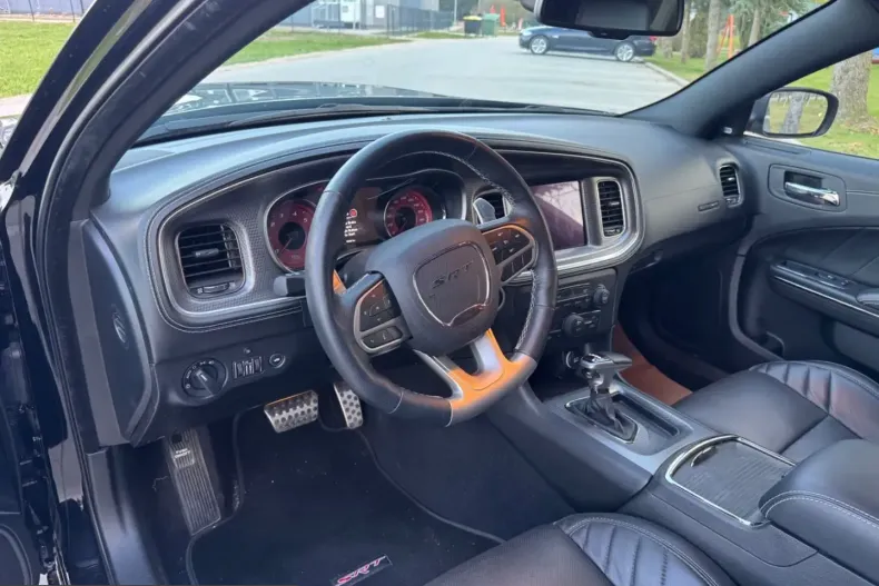 Dodge Charger din 2022 cu 9.700 km - oferta DOD209526 - foto 10