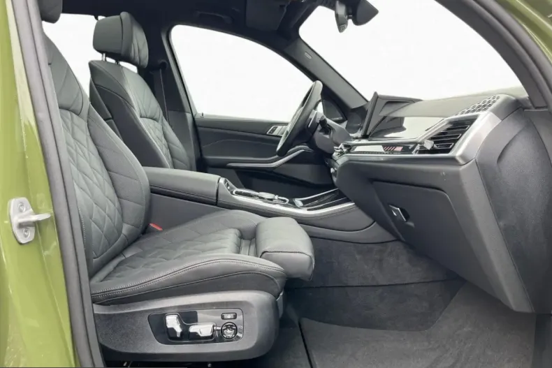 BMW X5 M60 (Seria X) din 2024 cu 15.500 km - oferta BMW209531 - foto 9