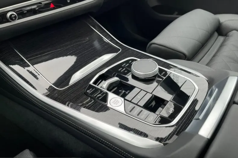 BMW X5 M60 (Seria X) din 2024 cu 15.500 km - oferta BMW209531 - foto 13