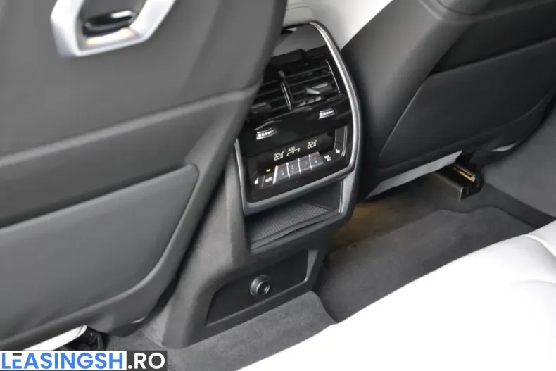BMW X6 M (Seria X) din 2025 cu 4.100 km - oferta BMW209532 - foto 35