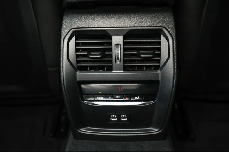BMW M340i (Seria 3) din 2024 cu 25.100 km - oferta BMW209549 - foto 25
