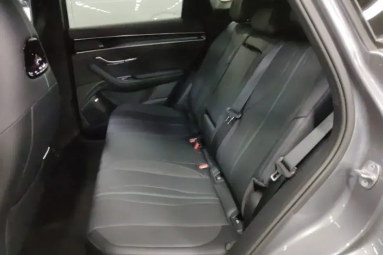 BYD Seal U din 2025 cu 16.439 km - oferta BYD209555 - foto 6