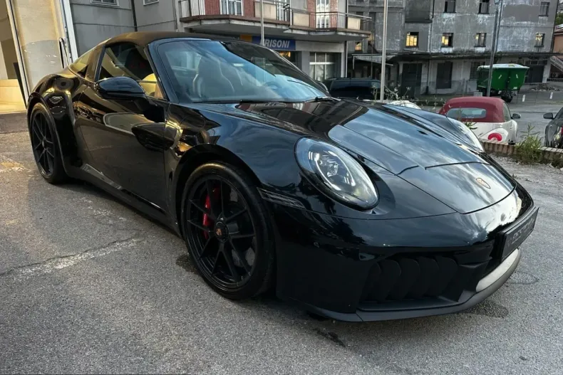 Porsche 911 din 2025 cu 14.000 km - oferta POR209562 - foto 5