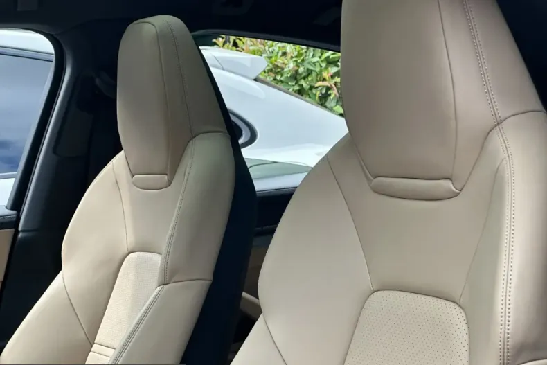 Porsche Cayenne din 2024 cu 15.900 km - oferta POR209566 - foto 2