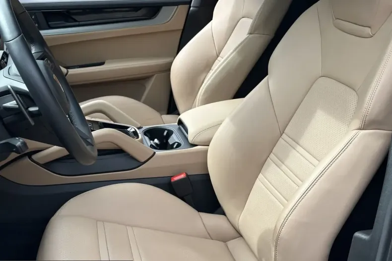 Porsche Cayenne din 2024 cu 15.900 km - oferta POR209566 - foto 6