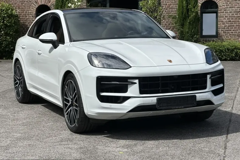 Porsche Cayenne din 2024 cu 15.900 km - oferta POR209566 - foto 9