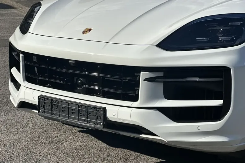 Porsche Cayenne din 2024 cu 15.900 km - oferta POR209566 - foto 27