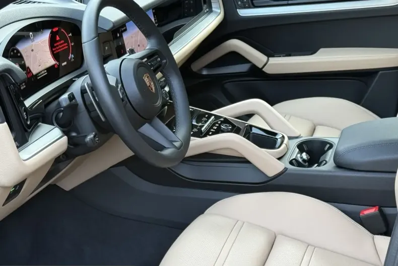 Porsche Cayenne din 2025 cu 9.700 km - oferta POR209567 - foto 2