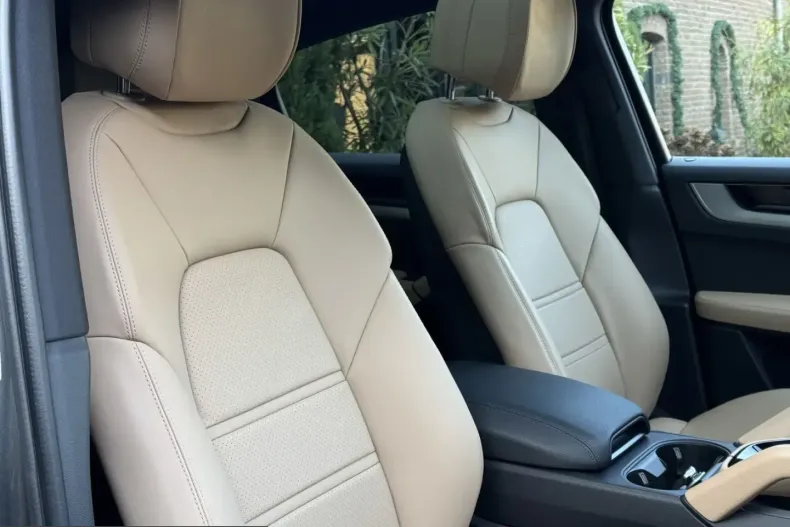 Porsche Cayenne din 2025 cu 9.700 km - oferta POR209567 - foto 7