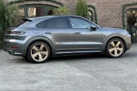 Porsche Cayenne din 2025 cu 9.700 km - oferta POR209567 - foto 12