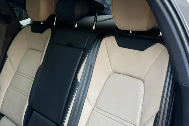 Porsche Cayenne din 2025 cu 9.700 km - oferta POR209567 - foto 17