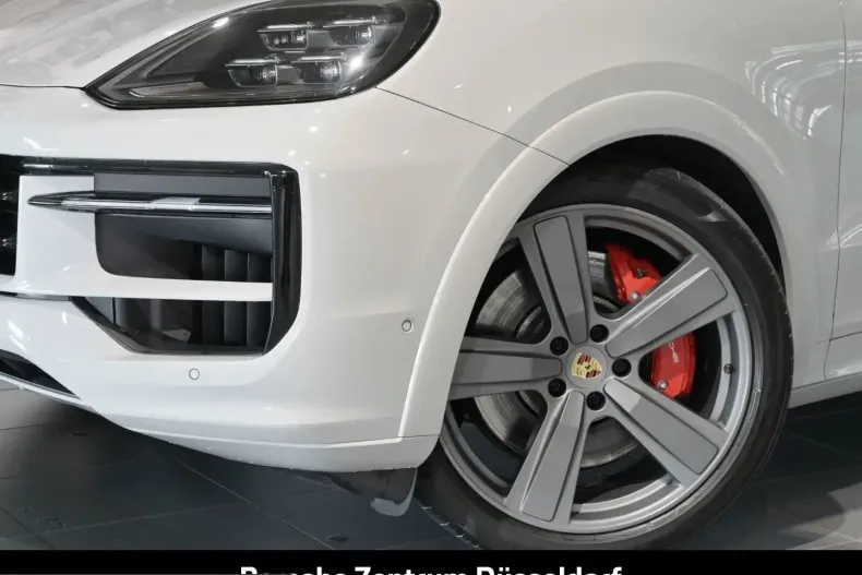 Porsche Cayenne din 2024 cu 38.829 km - oferta POR209569 - foto 10