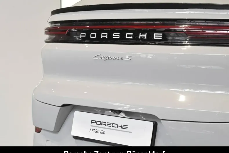 Porsche Cayenne din 2024 cu 38.829 km - oferta POR209569 - foto 12