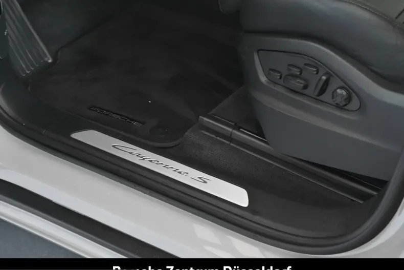 Porsche Cayenne din 2024 cu 38.829 km - oferta POR209569 - foto 23