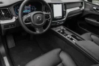 Volvo XC60 din 2024 cu 26.637 km - oferta VOL209570 - foto 6