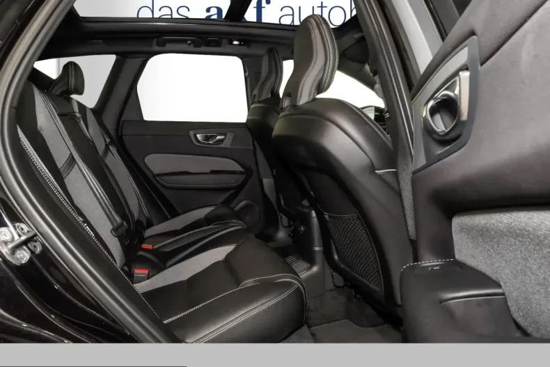 Volvo XC60 din 2024 cu 21.463 km - oferta VOL209572 - foto 11