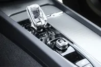 Volvo XC60 din 2024 cu 16.002 km - oferta VOL209573 - foto 12