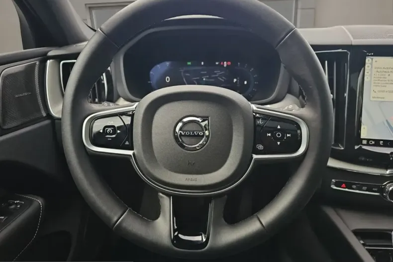 Volvo XC60 din 2025 cu 23.500 km - oferta VOL209574 - foto 9
