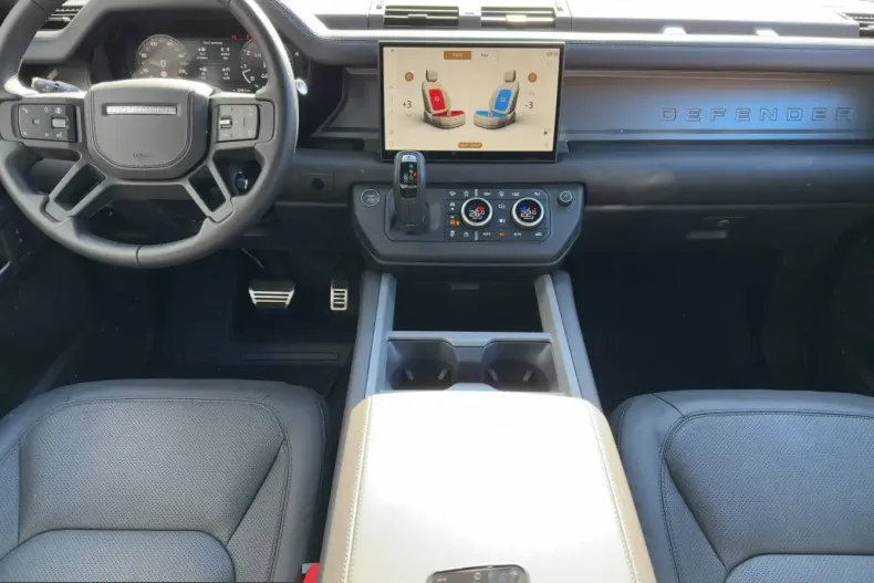 Land Rover Defender din 2025 cu 6.243 km - oferta LAN209577 - foto 10