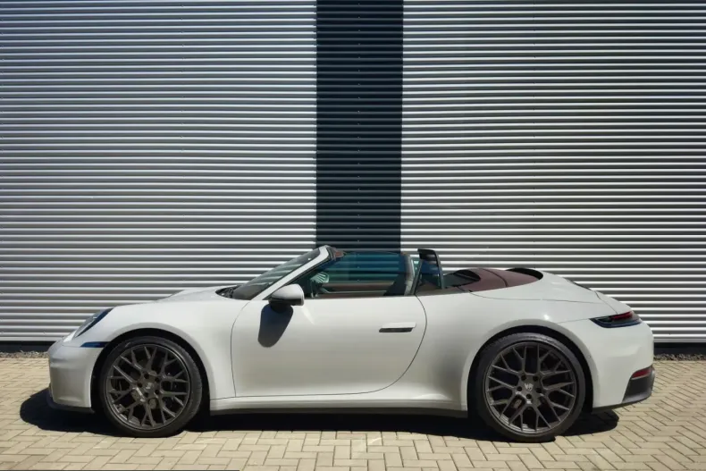 Porsche 911 din 2025 cu 9.992 km - oferta POR209582 - foto 7