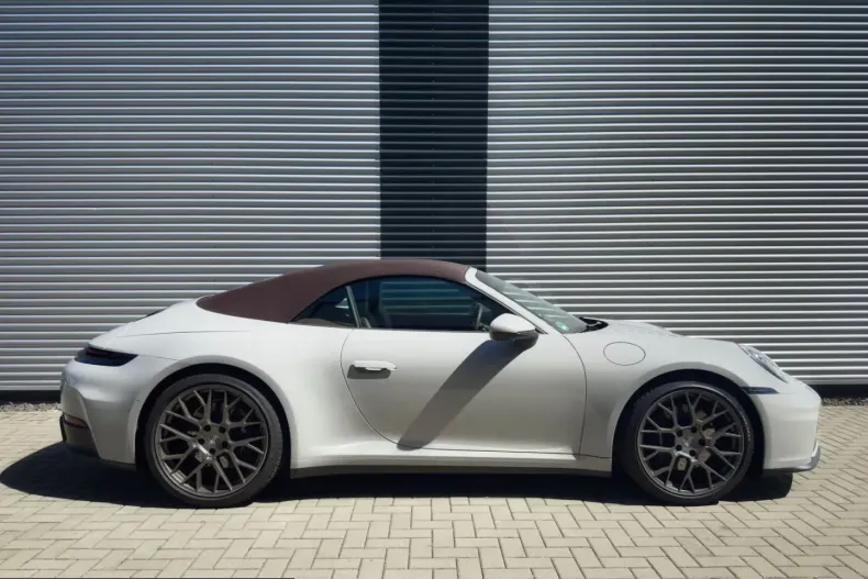 Porsche 911 din 2025 cu 9.992 km - oferta POR209582 - foto 8