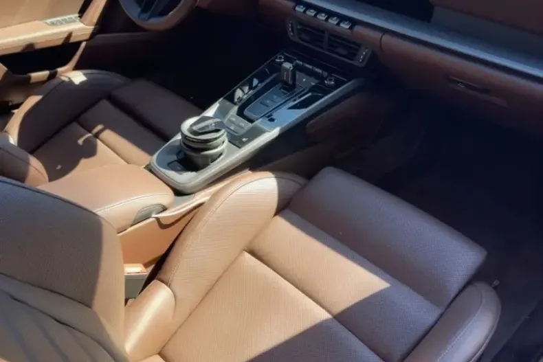 Porsche 911 din 2025 cu 9.992 km - oferta POR209582 - foto 17