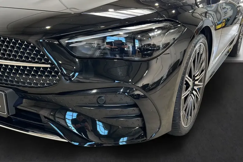 Mercedes-Benz CLE 300 (Clasa CLE) din 2025 cu 19.865 km - oferta MER209584 - foto 2
