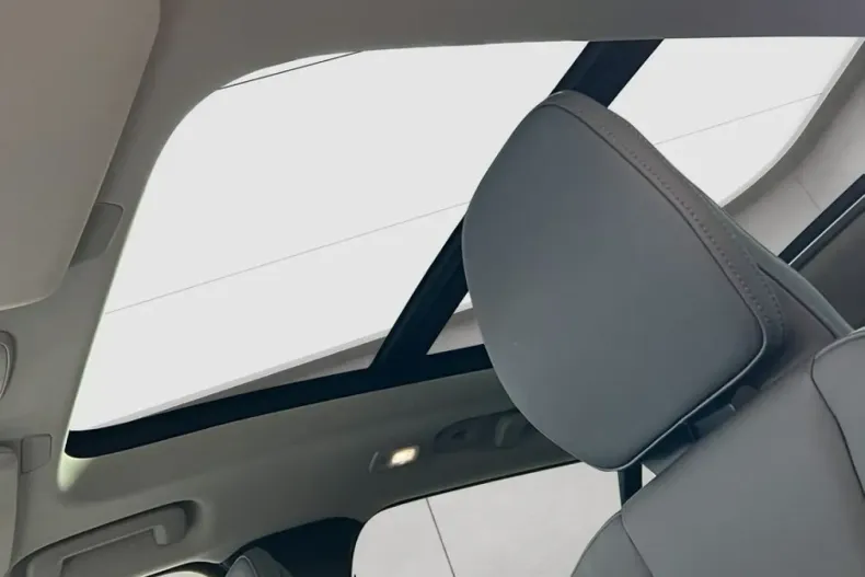 Volvo XC90 din 2025 cu 17.319 km - oferta VOL209585 - foto 17