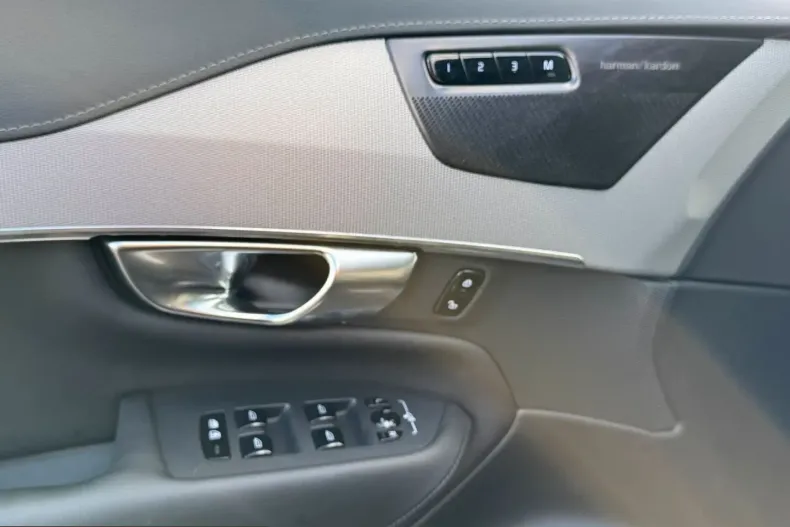 Volvo XC90 din 2025 cu 22.158 km - oferta VOL209586 - foto 20