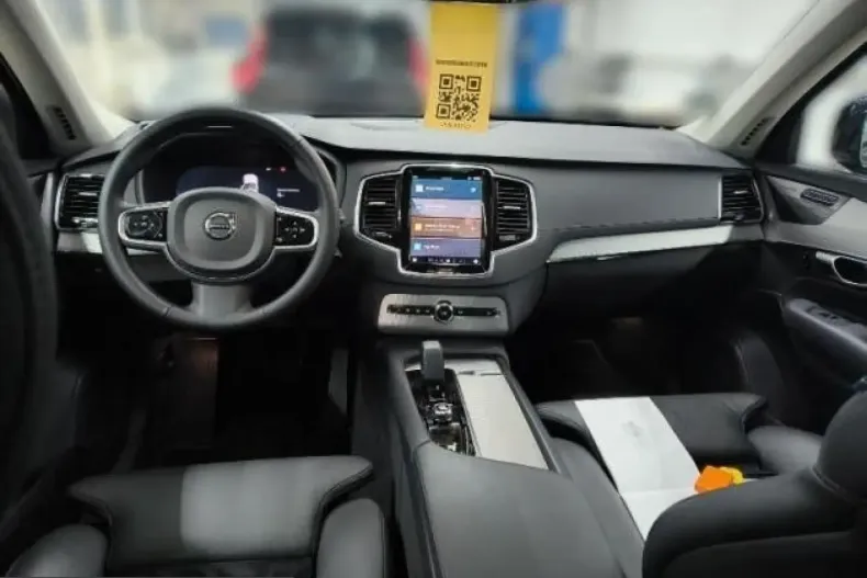 Volvo XC90 din 2024 cu 25.216 km - oferta VOL209587 - foto 5